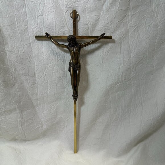 Vintage Brass Wall Crucifix Religious Jesus On Cross 10" INRI Inscription - Picture 1 of 6